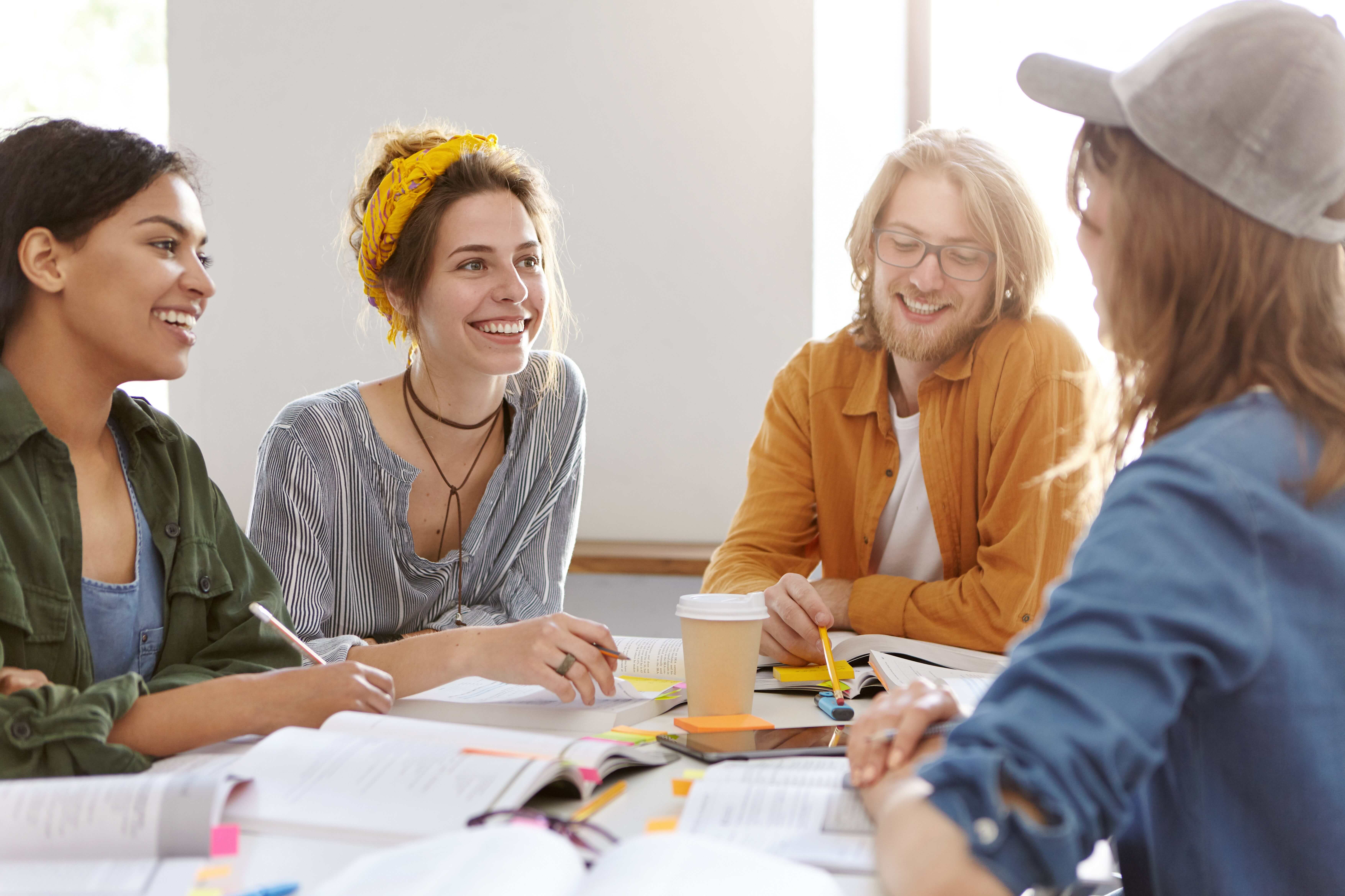 Mastering English Speaking Skills: The Power of Small Group Classes